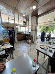 Asta Kamal Cafe