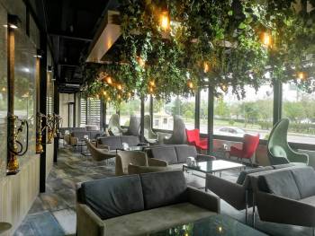 Bellucci Cafe 2