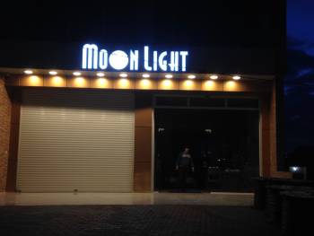 Moon Light Co.