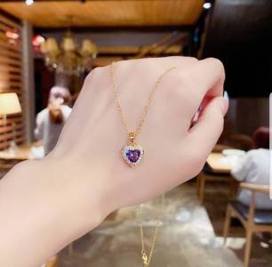 Roya Crystal And Accessories